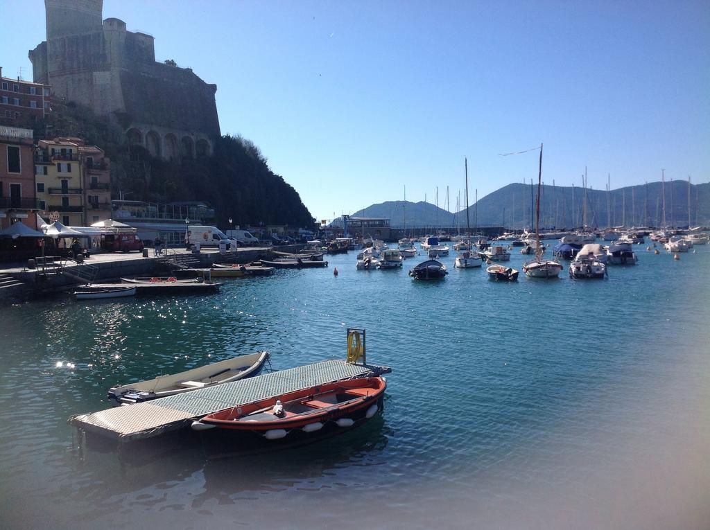Affittacamere La Baia Di Lerici Exterior foto