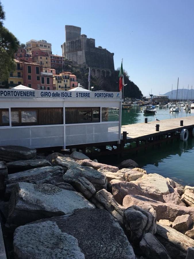 Affittacamere La Baia Di Lerici Exterior foto