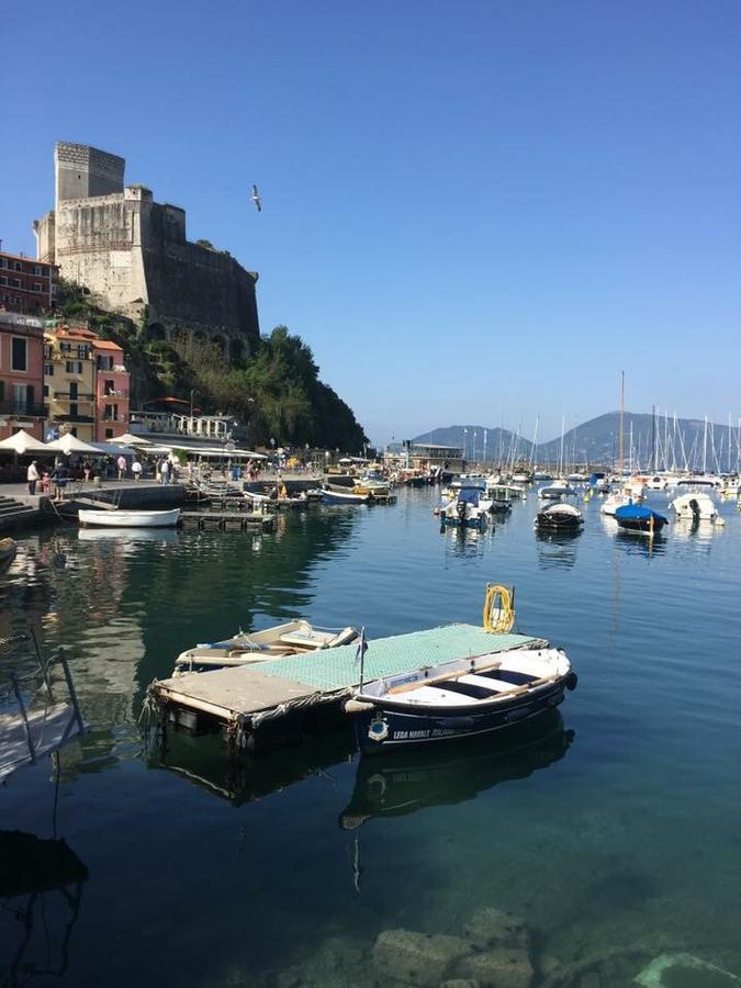 Affittacamere La Baia Di Lerici Exterior foto